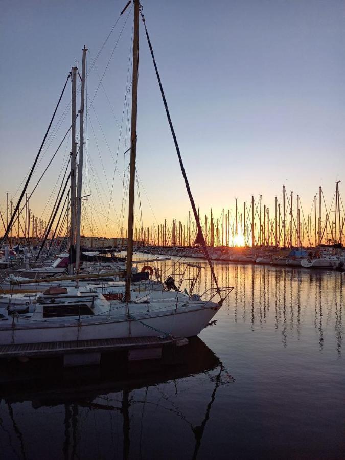 Le Clin D'Oeil Sur Le Port. Leilighet Gruissan Eksteriør bilde