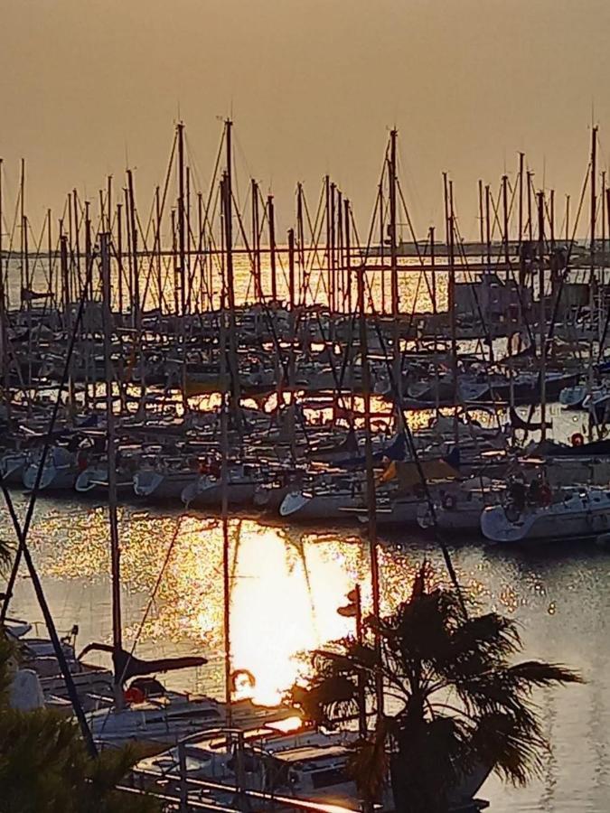 Le Clin D'Oeil Sur Le Port. Leilighet Gruissan Eksteriør bilde